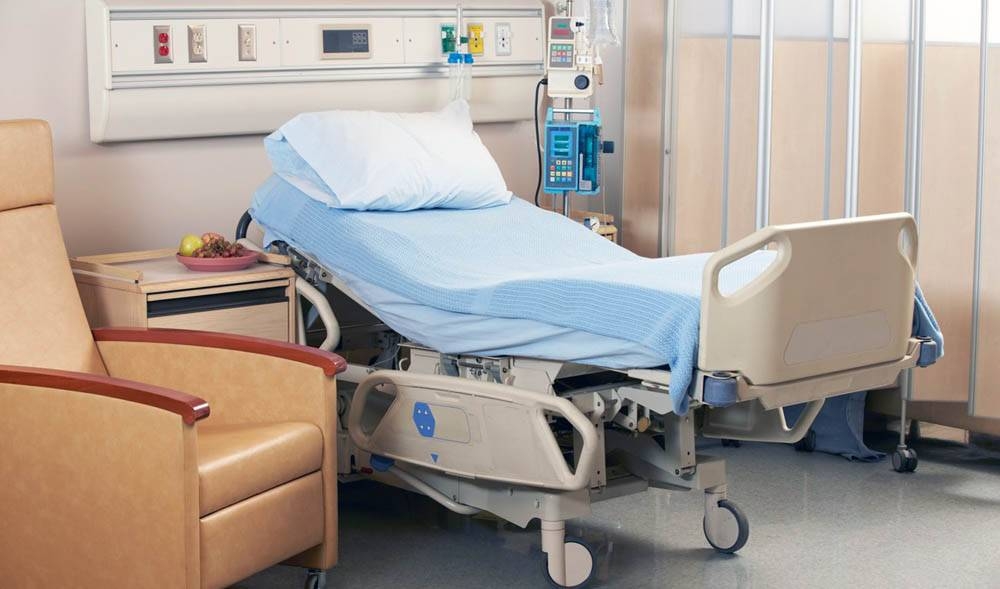 How can regular hotel rooms be transformed into temporary precautious isolation rooms?