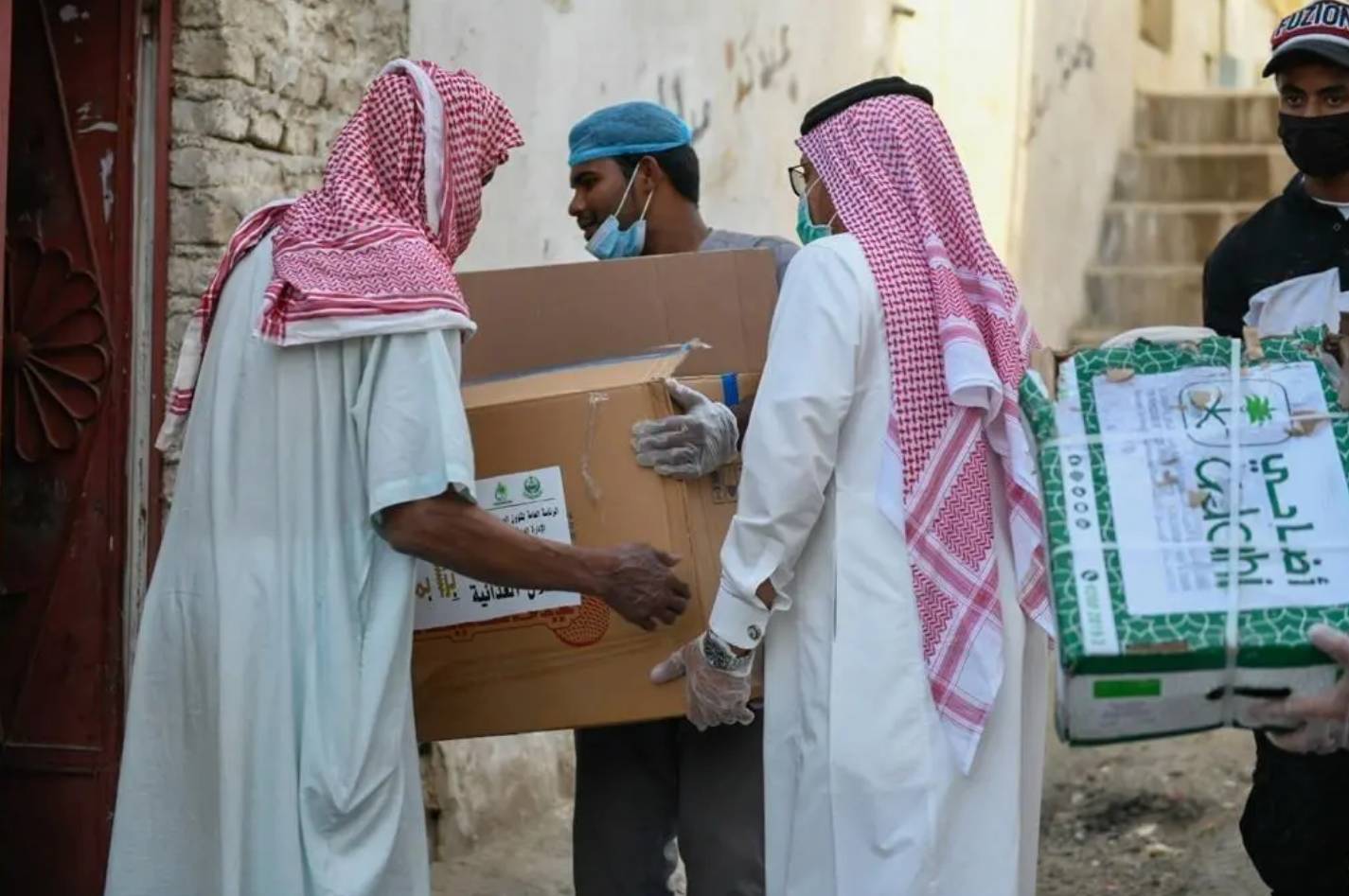 A unique alternative rolled out for iftar meals at Two Holy Mosques
