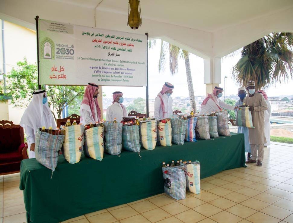 Islamic Affairs Ministry implements King’s program for Iftar in 18 countries