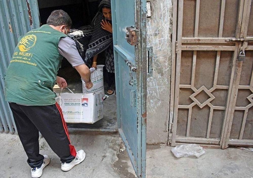 Relief trucks affiliated to King Salman Humanitarian Aid and Relief Center (KSrelief) at the Al-Wadiah border point. 