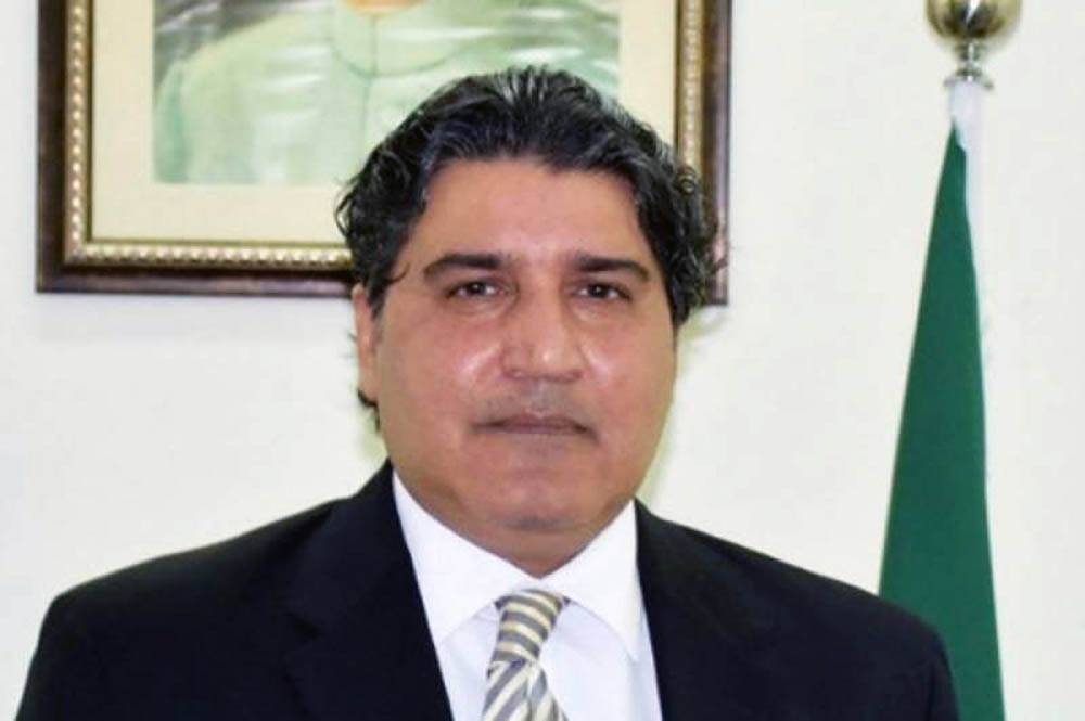Pakistan Ambassador Raja Ali Aijaz announced fees reduction in Pakistan International Schools in the Kingdom, 
