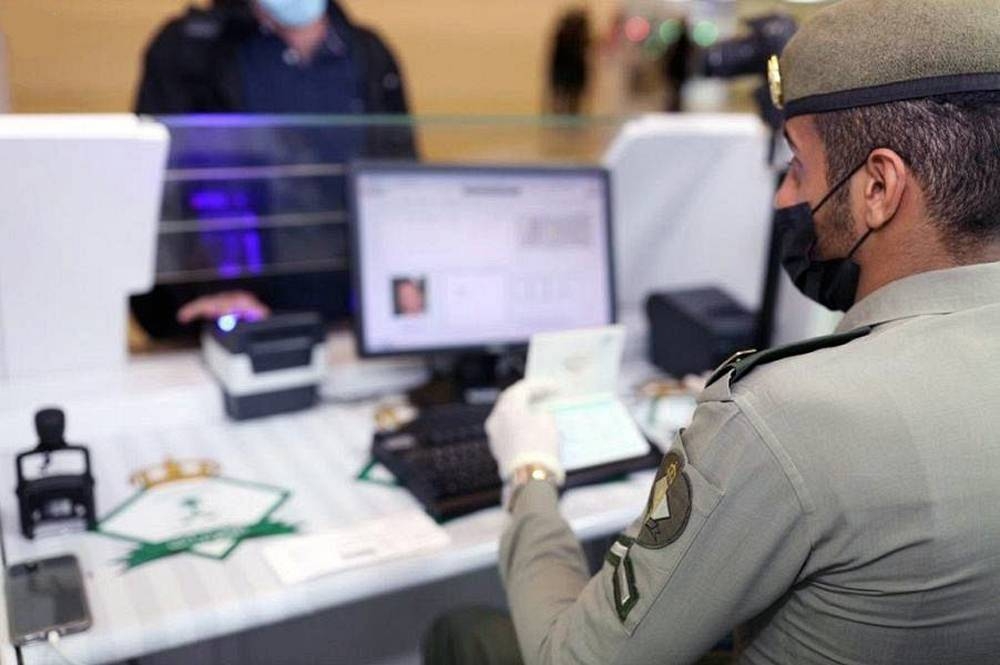 Passengers registered in the Awdah (Return) Initiative  were allowed to fly out from King Abdulaziz International Airport after completing all procedures.