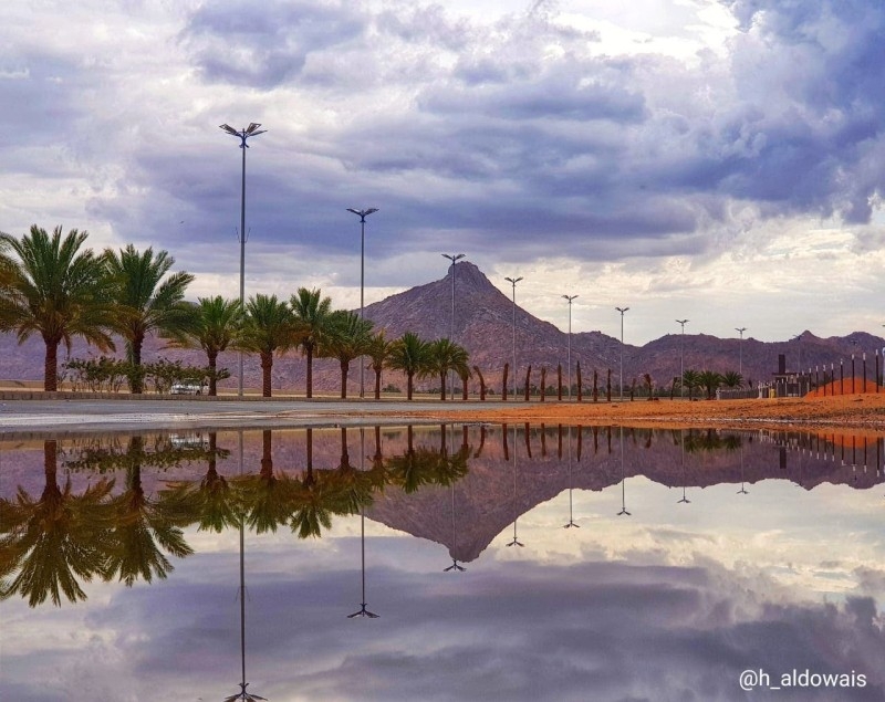 Shooting rain pictures thrills Najran photoholics
