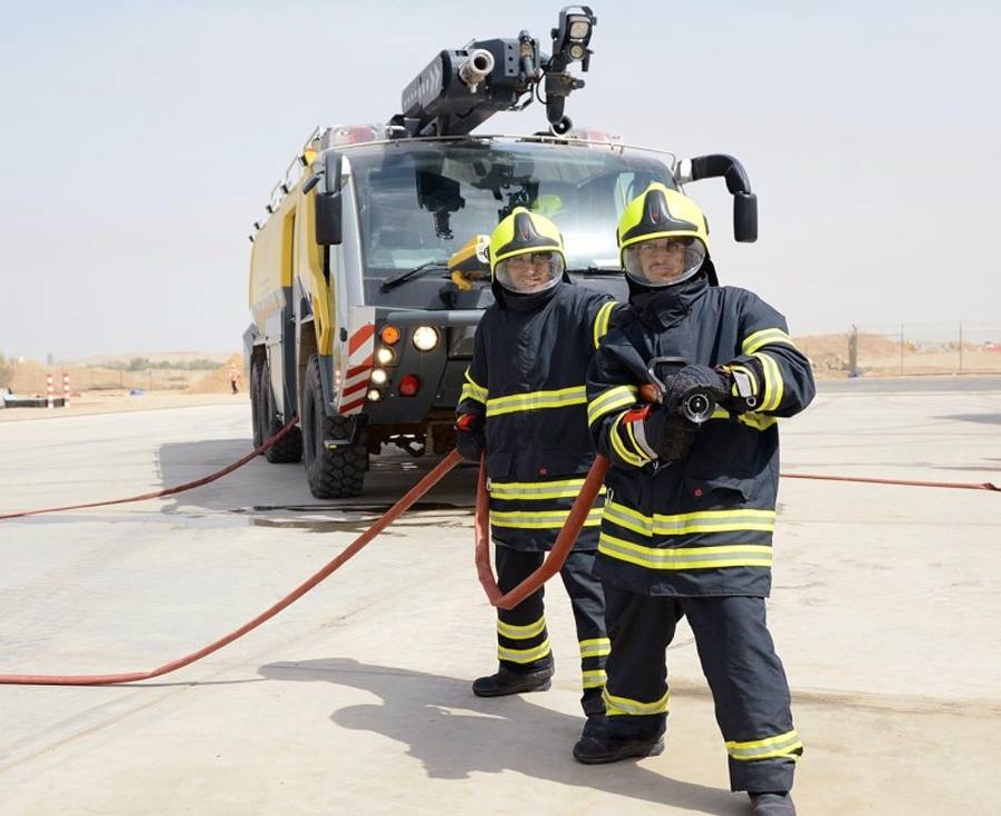 A team of fire and rescue service standards inspectors visit fire stations at every airport in the Kingdom, with the aim of ensuring compliance with all standards, requirements, and the readiness of the teams in responding to any emergency situation at the airport.