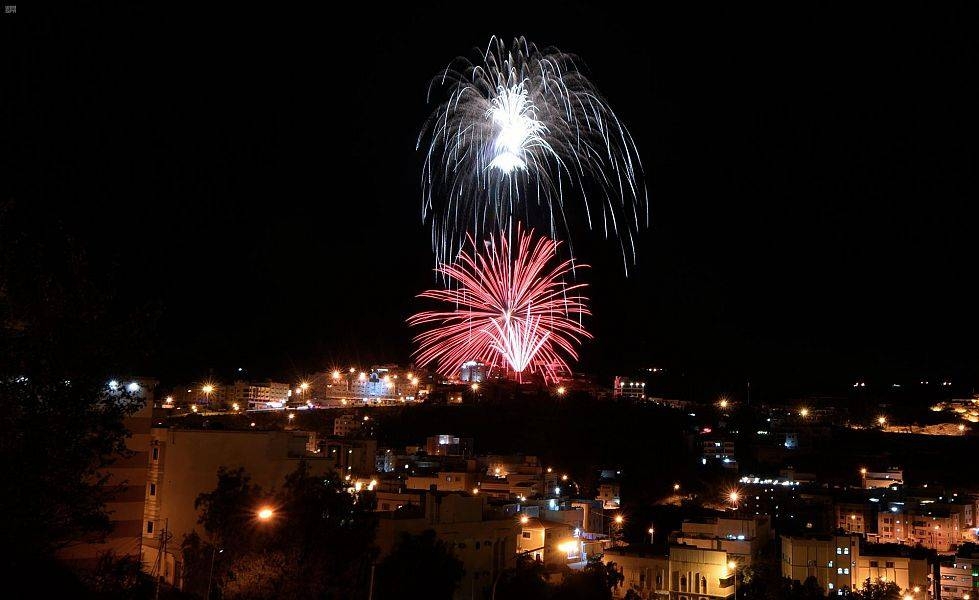 The decorations and fireworks display drew citizens and residents of the beautiful to their roofs and balconies, bringing joy across all segments of the community. — SPA photos