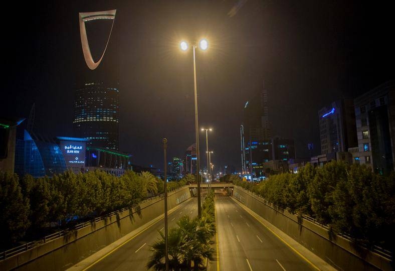 Saudi Arabia takes steps toward post-lockdown normal