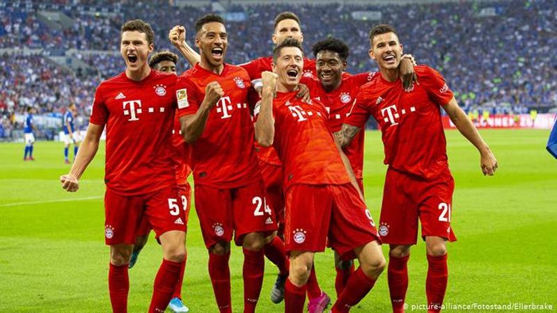File photo of Bayern Munich players, including Polish striker Robert Lewandowski, celebrating a victory in Bundesliga.