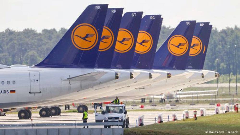 Lufthansa’s 9-billion-euro aid was approved.