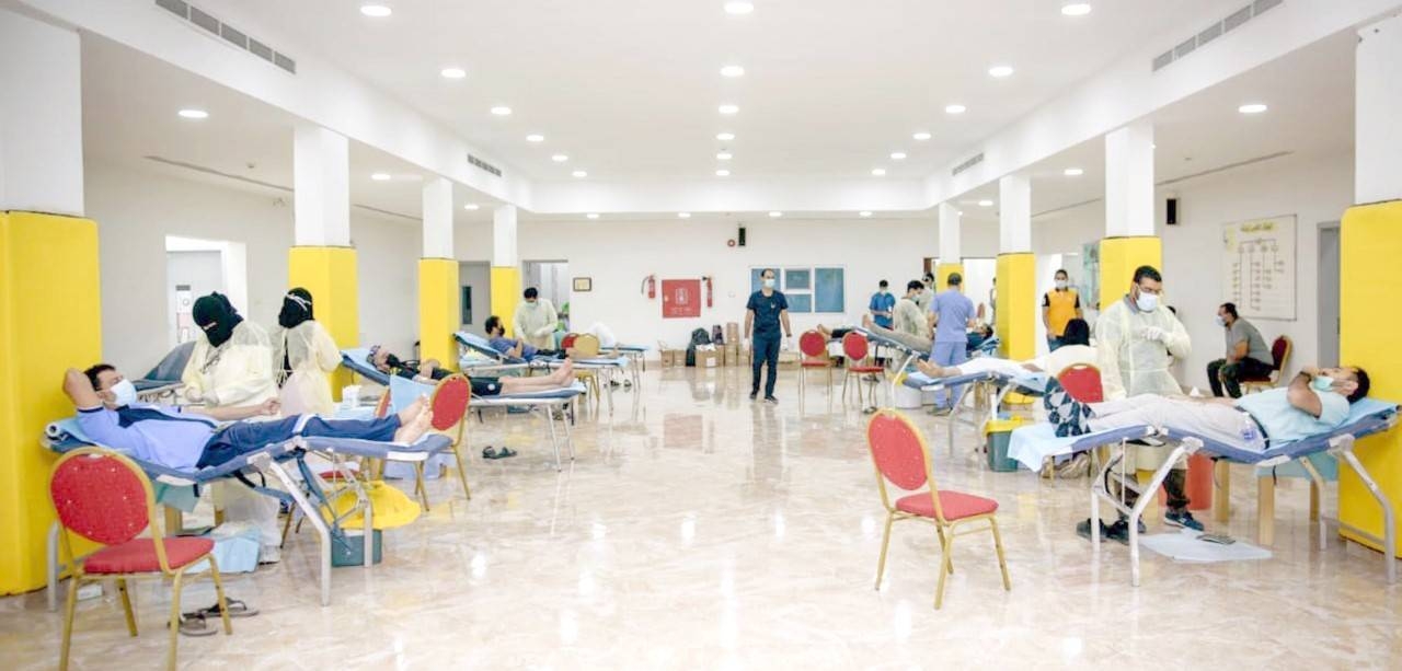 Blood donation, the health ministry said, is a noble humanitarian act which contributes to saving the lives of thousands of needy patients. — Okaz photo