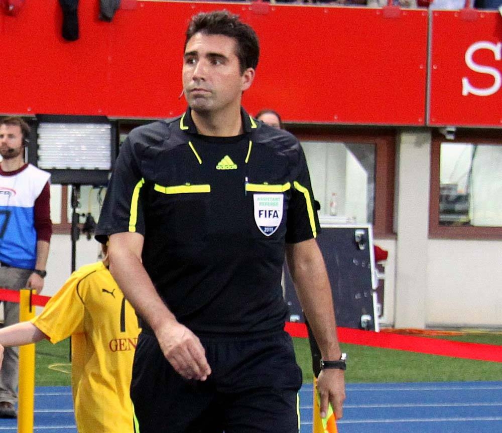 Swiss Referee Manuel Navarro 