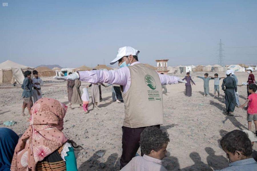 The King Salman Humanitarian Aid and Relief Center (KSRelief) as part of its “Seed of Safety” project launched a three-day community and health initiative with the participation of orphan children to educate their peers about the best ways to keep them safe from coronavirus in the Ma'rib governorate of Yemen.

