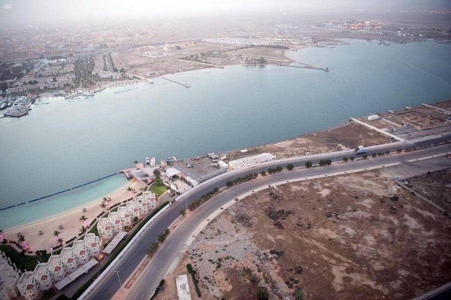 Obhur is famous as one of the best cluster of public and private beaches in the northern Corniche of the city, where the temperature is moderate, water is serene and air is fresh and pure, that give feelings of comfort and relaxation for both families and individual picnickers. — 
SPA photos by Reem Baeshen 