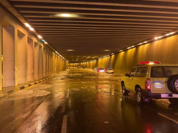 Flooding hit Taif streets after a strong storm dumped heavy rain over the area on Friday. — Courtesy photo