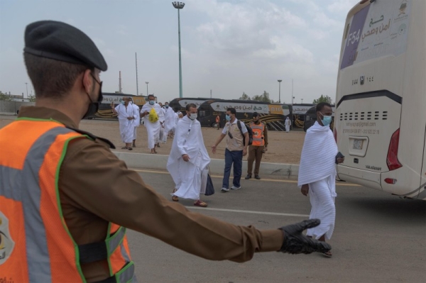 936 people arrested for violating Hajj rules