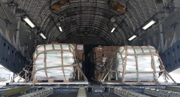 Kuwait sent on Friday food aid to the Lebanese capital, Beirut. 