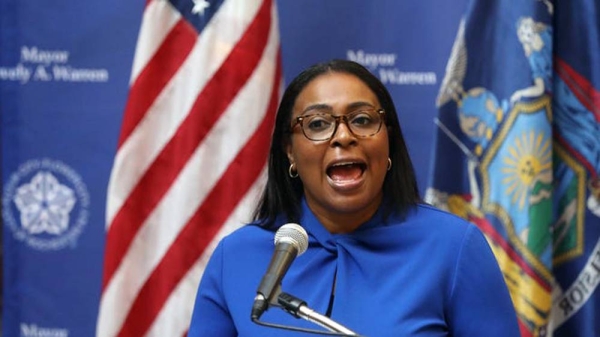 Rochester city Mayor Lovely Warren said Seven police officers have been suspended over the death of a black man in New York who suffocated after being restrained.