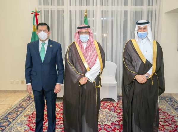 Undersecretary of the Governorate of Riyadh Region, Ambassador Aníbal Gómez-Toledo  with Dr. Faisal Bin Abdulaziz Al-Sudairy and the Chief of Protocol of the Ministry of Foreign Affairs Dr. Abdulaziz Alrgabi.