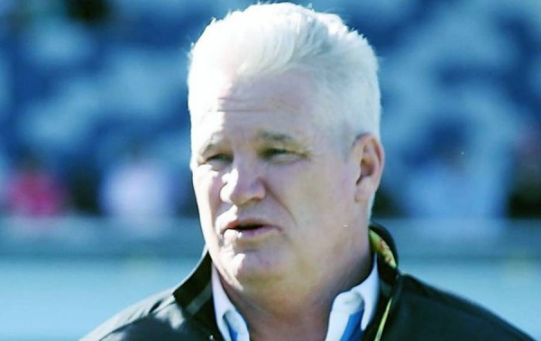 Former Australia batsman Dean Jones died of a cardiac arrest in Mumbai on Thursday.