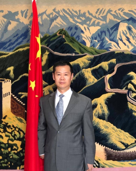 The Consul General of China in Jeddah Tan Banglin.