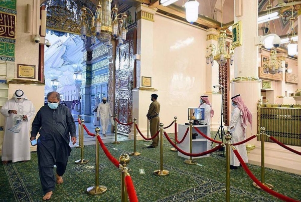 The Prophet’s Mosque witnessed on Sunday the second phase of gradual resumption of performing prayers within Al-Rawdah Al-Sharifah.