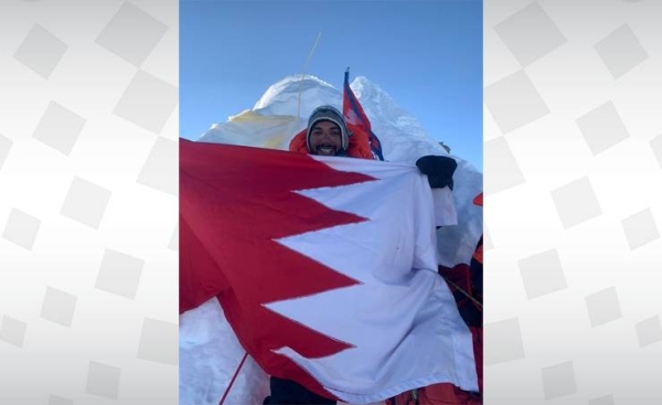  Bahrain’s Royal Guard team has recently successfully scaled Mount Manaslu (8,163 meters), the eighth highest mountain in the world, and it is all set able to climb Mount Everest early next year. — BNA photos
