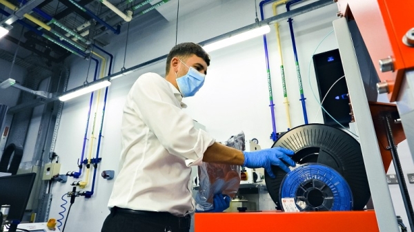  UAE's Khalifa University of Science and Technology on Monday announced a team of researchers at its Aerospace Research and Innovation Center (ARIC) is in the process of developing the design of a ‘Reusable 3D Printed Mask’, as a potential replacement for standard N95 masks that are in short supply following the COVID-19 pandemic. — WAM photos