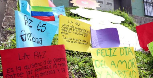 File photo shows school children take part in an activity to raise awareness about peacebuilding, with support from UNICEF's Learning for Peace program. — courtesy UNICEF