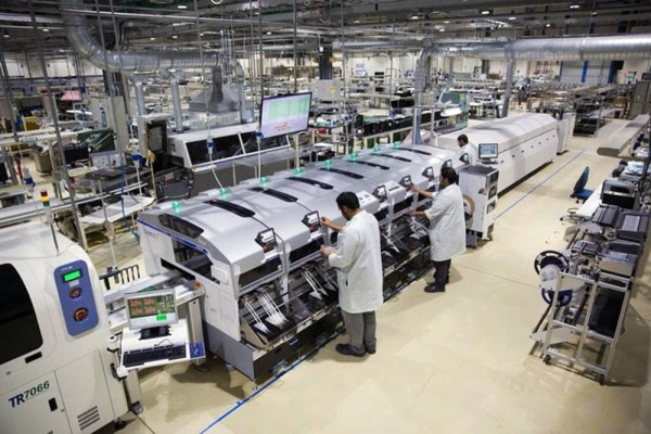 Ministry of Industry and Mineral Resources said that almost 8,967 factories, or 95% of total facilities, have benefited from the government's decision to pay foreign worker fees till the end of September 2020.