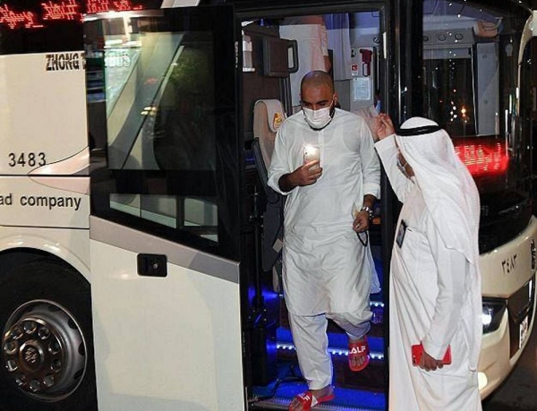 The first batch of Umrah pilgrims from abroad arrived in Madinah Monday, after performing Umrah rituals.