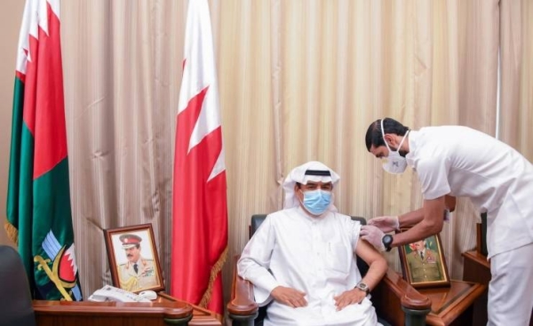 A number of ministers in Bahrain received on Tuesday shots of the coronavirus vaccine as part of their keenness to support the national efforts aimed at confronting the pandemic and limiting its spread. — BNA photos