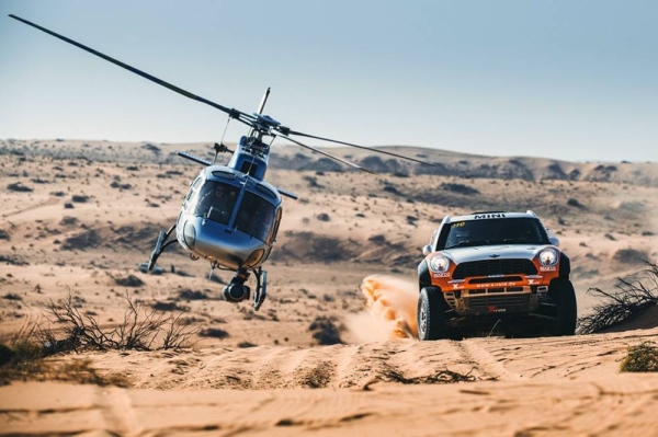 Stephane Peterhansel & Edouard Boulanger racing at the Hail Baja 1, Saudi Arabia on Dec. 9, 2020. — courtesy Marian Chytka/Red Bull Content Pool.