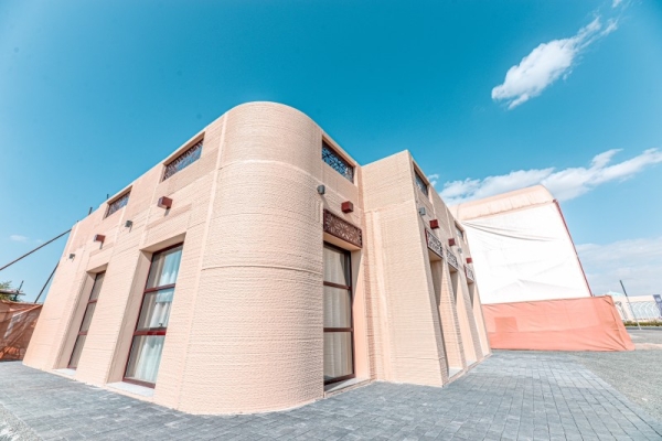  Hussain Al Mahmoudi, CEO of Sharjah Research Technology and Innovation Park (SRTI Park), announced the inauguration of the first house built in the region with 3D printing technologies with traditional architecture on the complex grounds, expressing his happiness with this achievement. — WAM photos