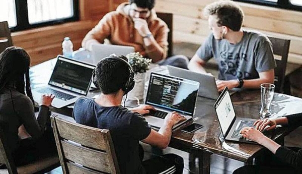 Recent years have witnessed a surge in the number of Internet users, as digital, mobile, and social media became an indispensable part of everyday life for billions of people worldwide. 