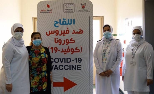 Bahrain's health ministry has reported a massive turnout by citizens and residents in the kingdom to take the coronavirus vaccine with the start of the national vaccination campaign. — BNA photos