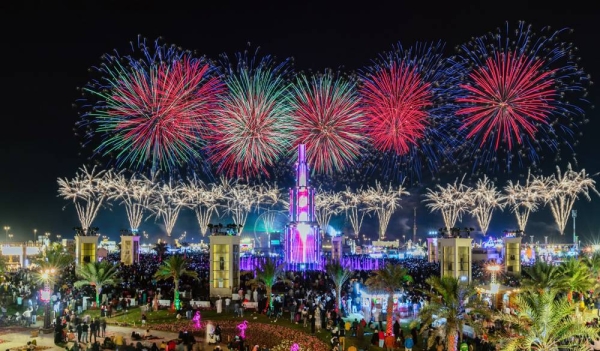 The Sheikh Zayed Festival has set two Guinness World records with a dazzling fireworks display that lasted for 35 minutes to welcome 2021.