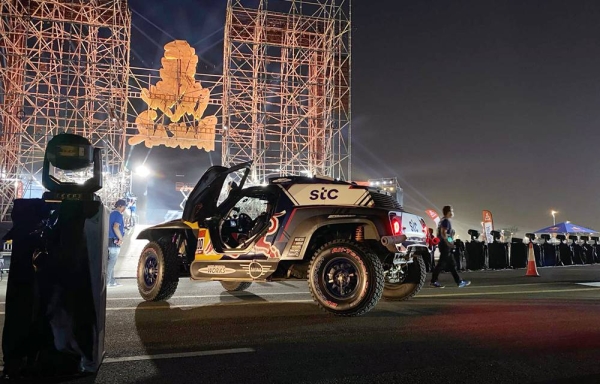 Jeddah Governor Prince Mishaal Bin Majid at the  King Abdullah Sports City on Saturday during the formal opening ceremony of the Saudi Dakar Rally 2021, before the official start of the race on Sunday.