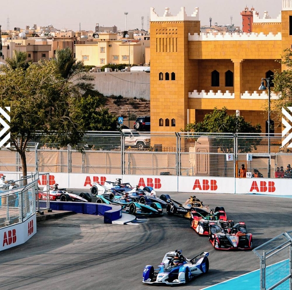 Rounds 1 and 2 of Formula E’s maiden campaign as an FIA World Championship will take place amid the historic desert surroundings of the UNESCO World Heritage site, with the streets of historic Diriyah, Saudi Arabia the stage for the series’ season-opener for a third year in a row.
