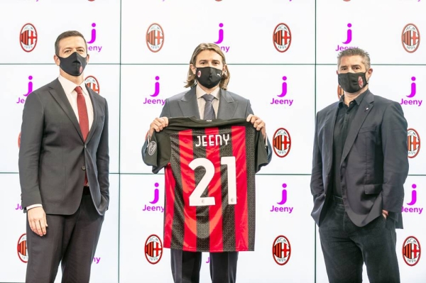 AC Milan and Jeeny have announced a multi-year partnership that will see the latter become the Official On Demand Transportation Partner of the Men’s and Women’s First Team in Saudi Arabia, Jordan and UAE.
