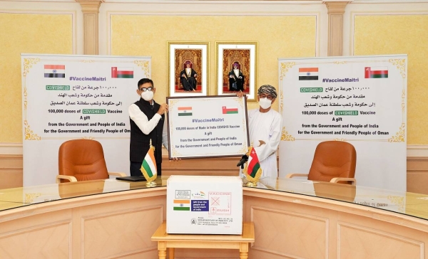 Oman’s Health Minister Dr. Ahmed Mohammed Al-Saidi formally received the shipment at the ministry’s headquarters in the presence of Indian Ambassador Munu Mahawar, the Oman News Agency reported on Sunday.
