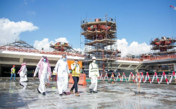 Minister of Transport Eng. Saleh Al-Jasser, announced on Saturday that the contractor will bear the costs of repairing Haramain High-Speed Railway station in Jeddah.