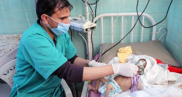 
A three-month-old baby is treated for severe acute malnutrition at the UNICEF-suppported Al-Sabeen Hospital in Sana’a, Yemen. — courtesy UNICEF/Ahmed Haleem