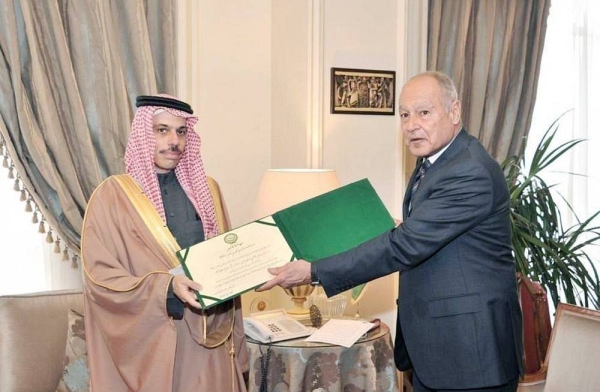 On behalf of Crown Prince Muhammed Bin Salman, deputy prime minister and minister of defense, Minister of Foreign Affairs Prince Faisal Bin Farhan Bin Abdullah received on Wednesday the Arab Development Action Shield for the year 2021 from Arab League Secretary General Ahmed Aboul Gheit.