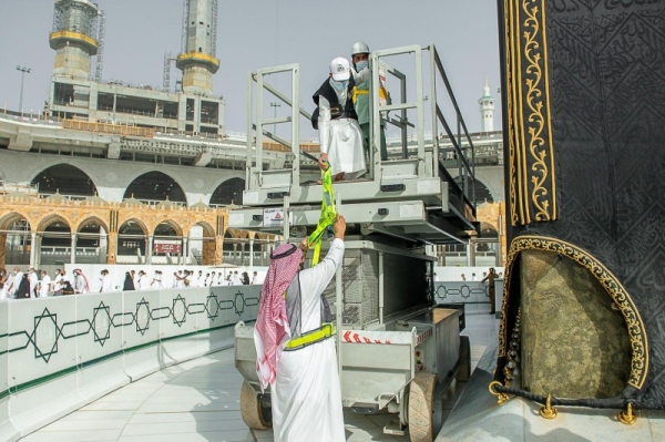 Holy Kaaba undergoes routine maintenance work before Ramadan