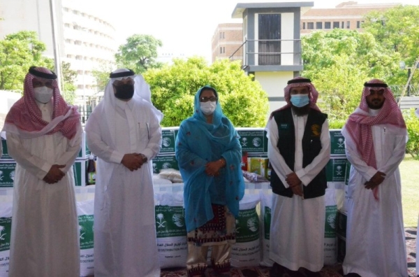 KSrelief launches Ramadan food basket distribution project in Pakistan