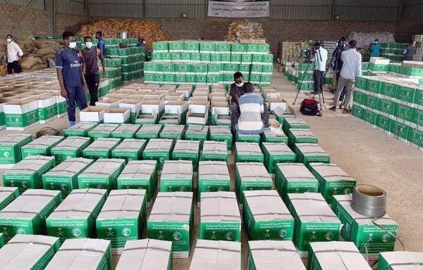 KSrelief distributed 559 Ramadan food baskets, in a number of villages in the Republic of Chad.