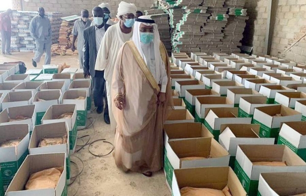 KSrelief distributed 559 Ramadan food baskets, in a number of villages in the Republic of Chad.