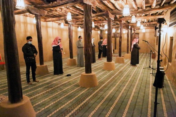 The Saudi Channel, during the holy month of Ramadan, is scheduled to broadcast a documentary on historical mosques in the Kingdom of Saudi Arabia through 30 episodes that shed light on 30 mosques in 10 regions of the Kingdom of Saudi Arabia.
