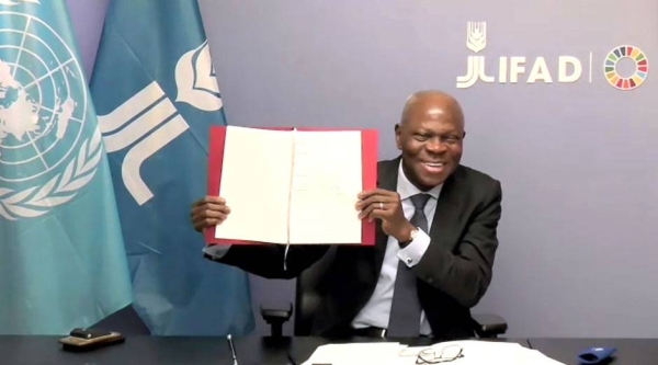 slamic Development Bank (IsDB) and the International Fund for Agricultural Development (IFAD) signed virtually on Wednesday a cooperation and co-financing agreement aimed at tackling climate change, improving food and water security and other strategic priorities in common member countries.