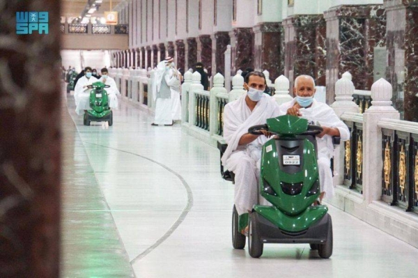  Worshipers performed the first Friday prayer in Ramadan at the Grand Mosque in Makkah and the Prophet Mosque in Madinah amid an atmosphere of spirituality and serenity while adhering to intense coronavirus precautionary measures.