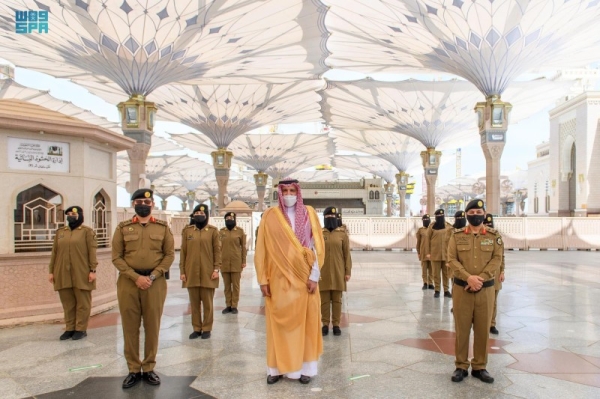  report
MADINAH — The first batch of the women personnel of the Special Security Force deployed at the Prophet’s Mosque are offering the best possible services to women worshipers and visitors during the holy month of Ramadan.
